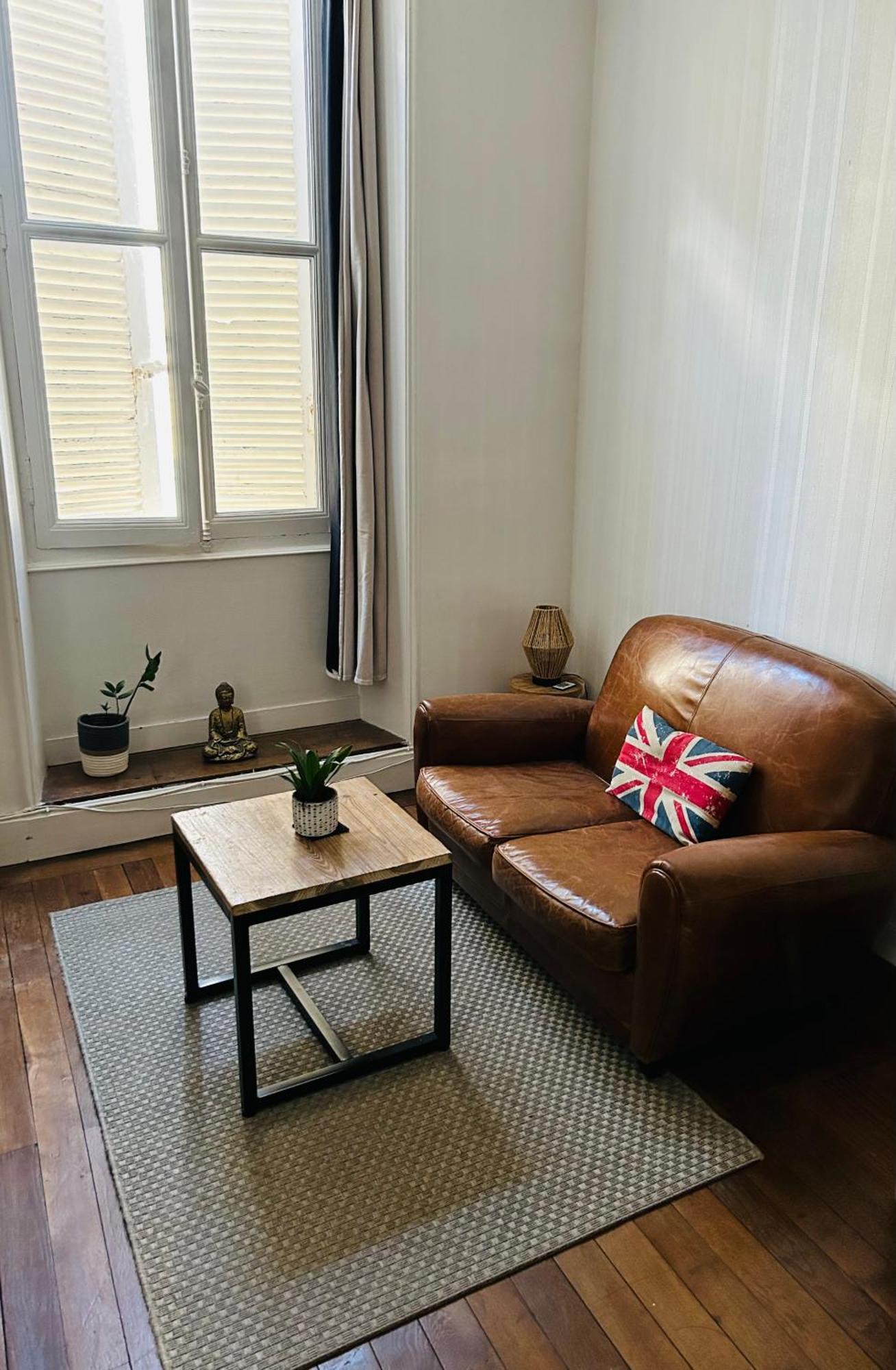 Chambre Saint-Maixent-l'Ecole Luaran gambar